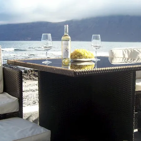 Absolute Beachfront House II Famara Exterior photo